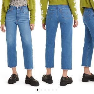 Levi’s Ribcage Straight Leg Jeans